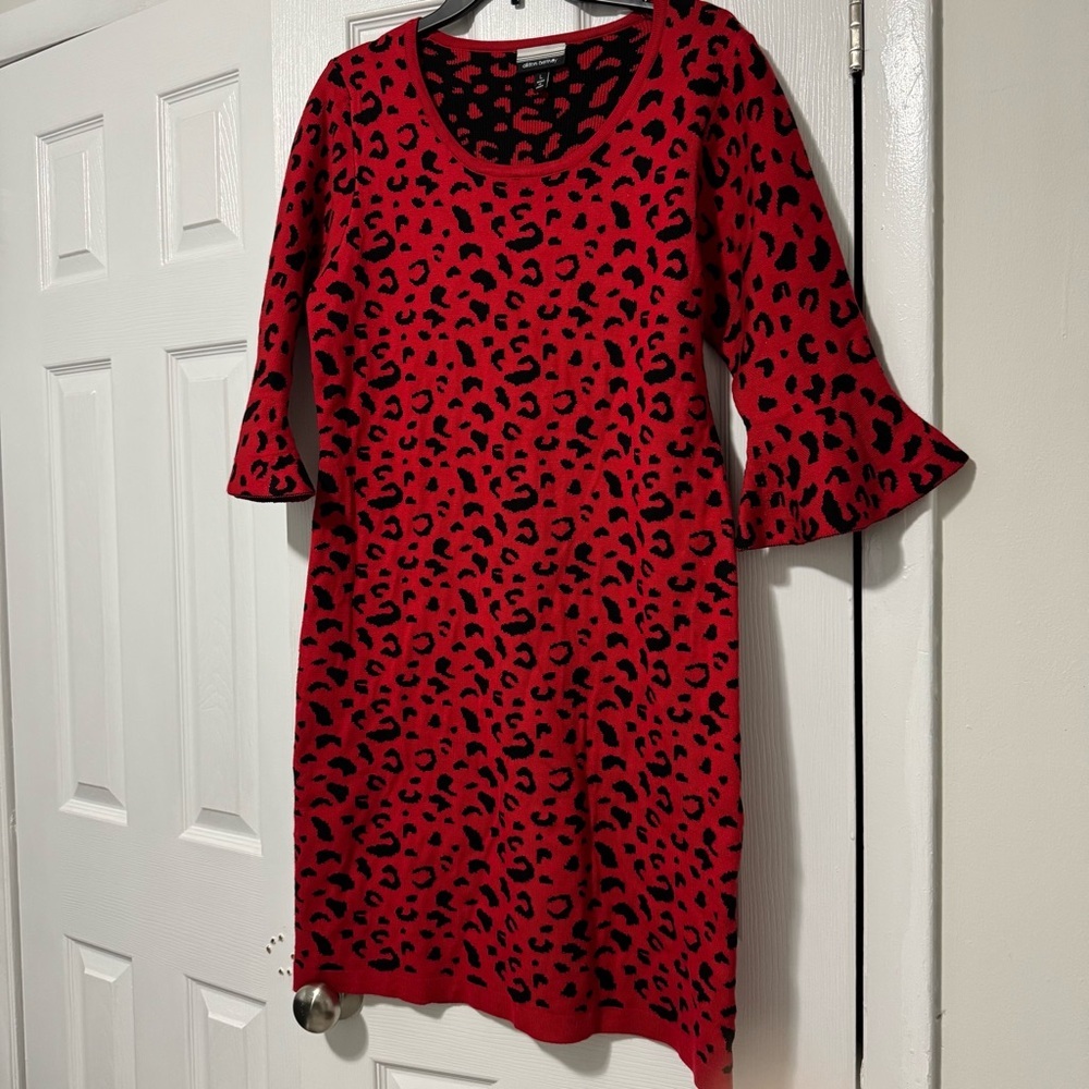 Allison‎ Brittney Red Animal Print 3/4 Sleeve Dress